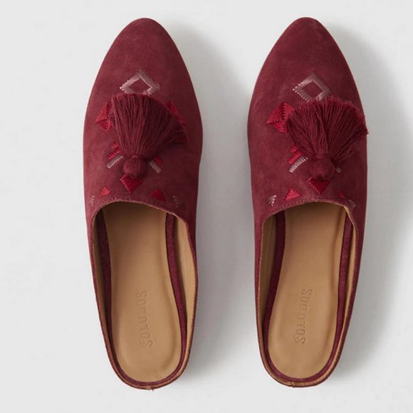 SOLUDOS Suede Pointy Flat Tassel Mules - Picture 2 of 3